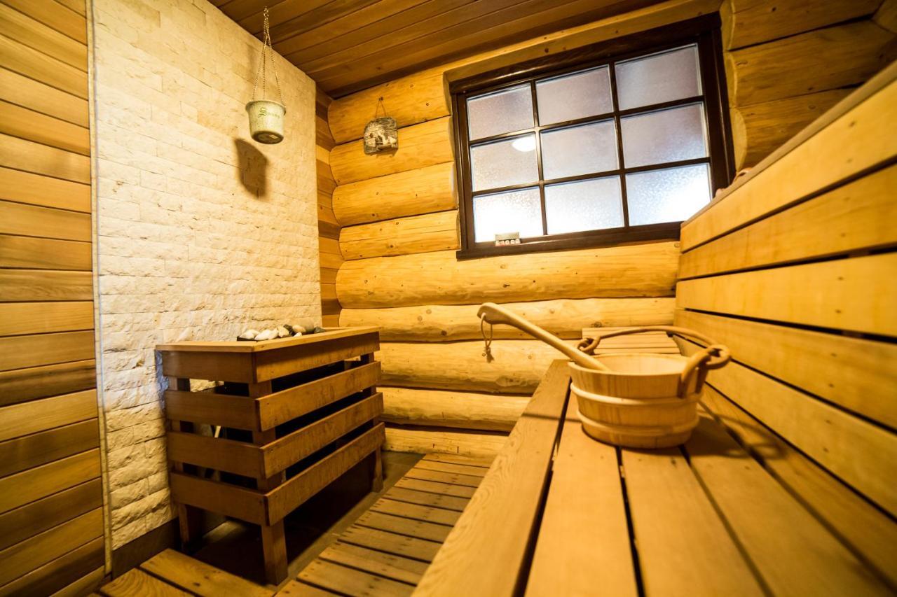 ヴァトラ・ドルネイ Casa De Munteヴィラ エクステリア 写真