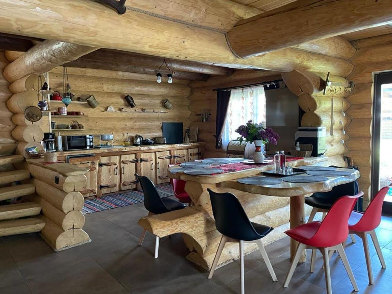 ヴァトラ・ドルネイ Casa De Munteヴィラ エクステリア 写真