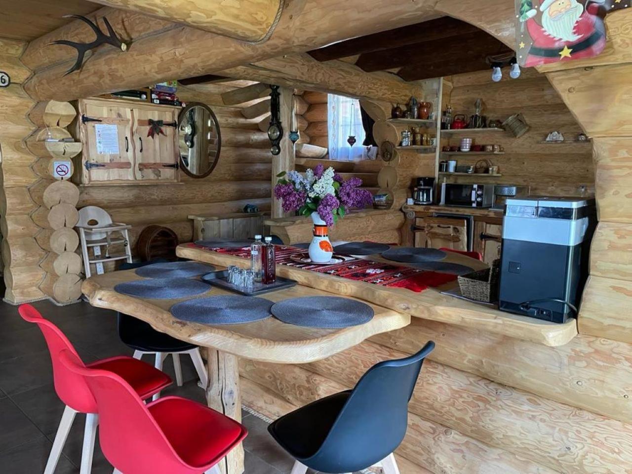 ヴァトラ・ドルネイ Casa De Munteヴィラ エクステリア 写真